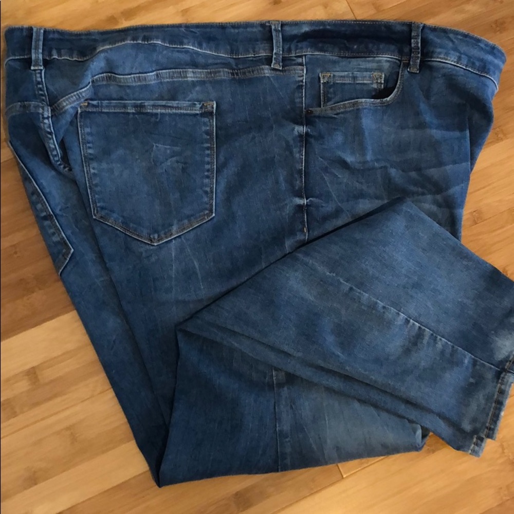 Old navy blue jeans sz 24